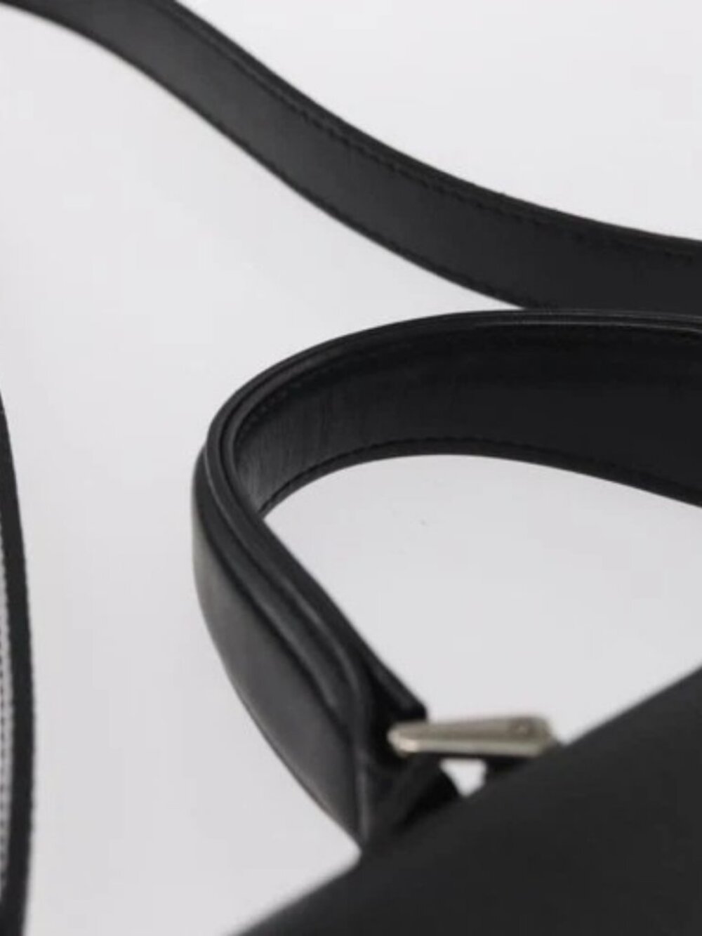 Burberrys Hand Bag Leather 2way Black Silver Auth - Picture 7 of 16